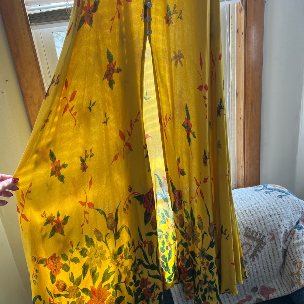 Urban Outfitters mustard floral dress - Picture 2 of 5